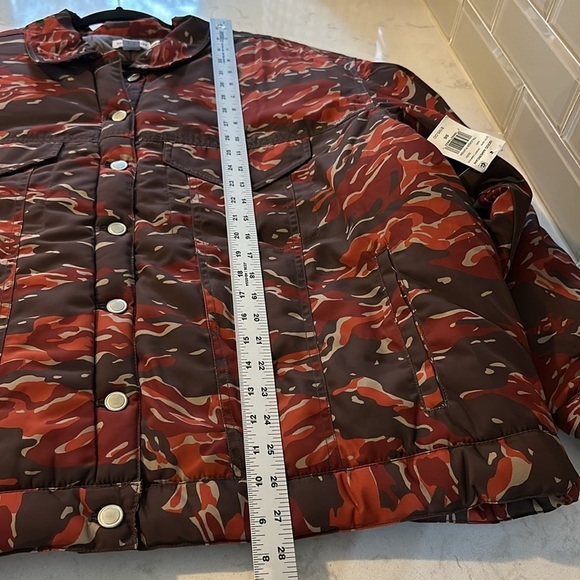 NWT!😍Good American Trucker Puffer NWT Camouflage Jacket Size 5/6=2X/3X - Picture 9 of 9